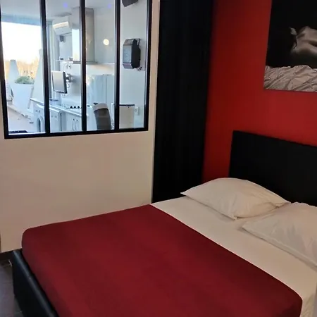 Studio Kiss - Heliopolis L 101 Luxe By Agn - 2 Personnes דירה אגדה